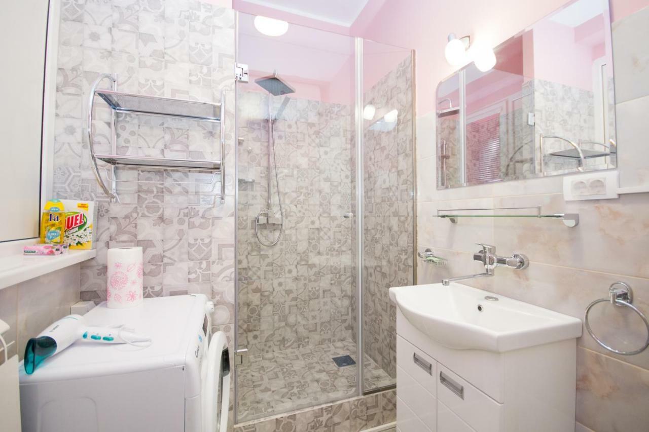Romance Belgrado Exterior foto